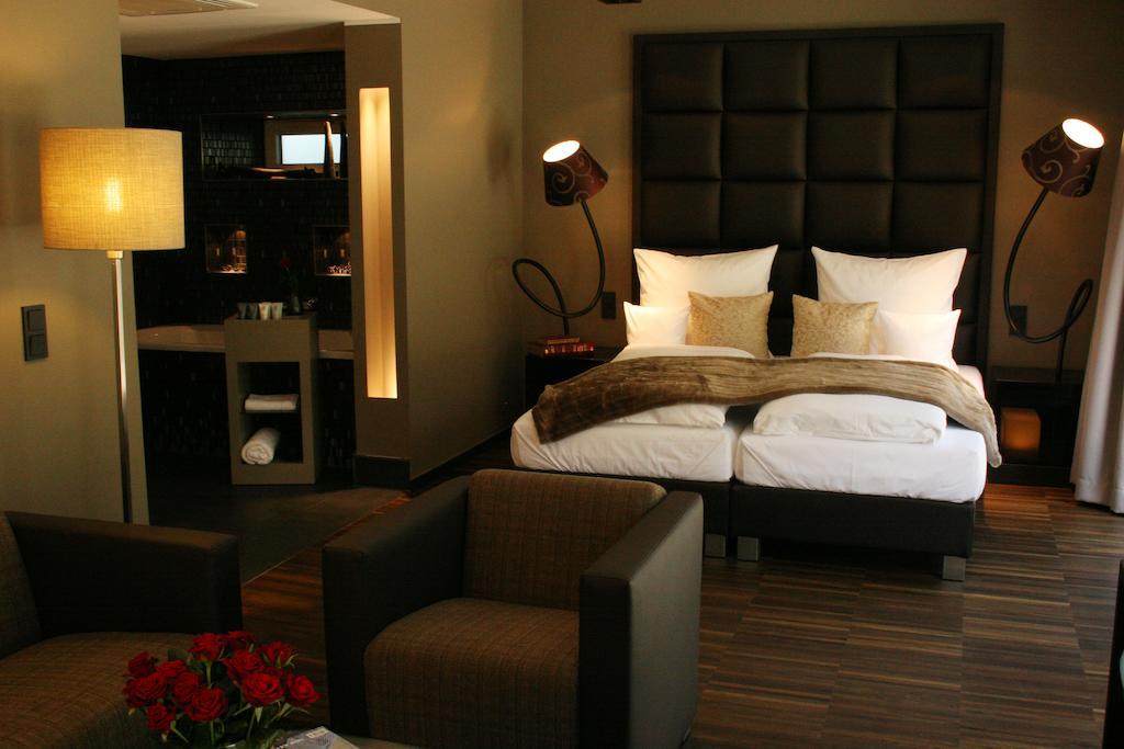 Hotel Rosenmeer Mönchengladbach Zewnętrze zdjęcie
